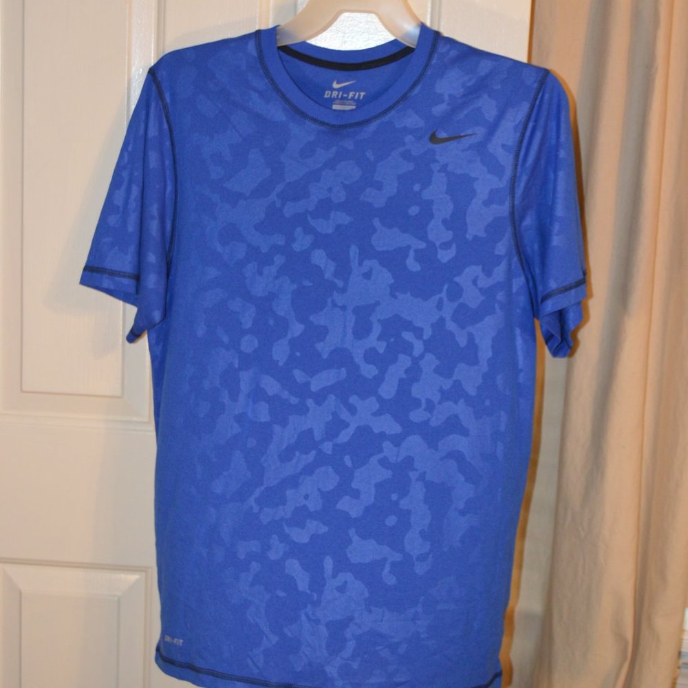 Men's Nike Dri-fit Novelty Blue Camo T-shirt sz Lg